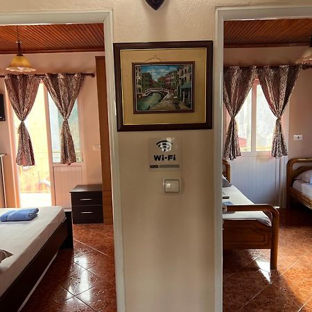 Apartment Donend Berat Extérieur photo